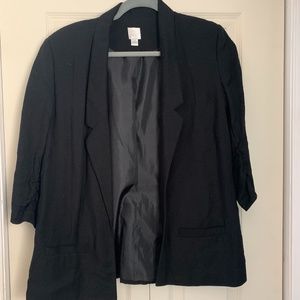Lauren Conrad- Black Ruched Sleeve Blazer